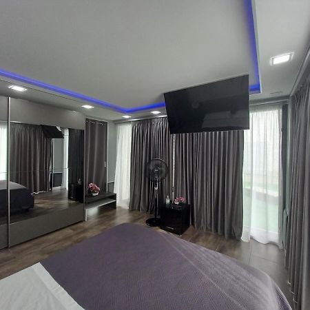 Casa Mika Hotel โปรชิดา ภายนอก รูปภาพ